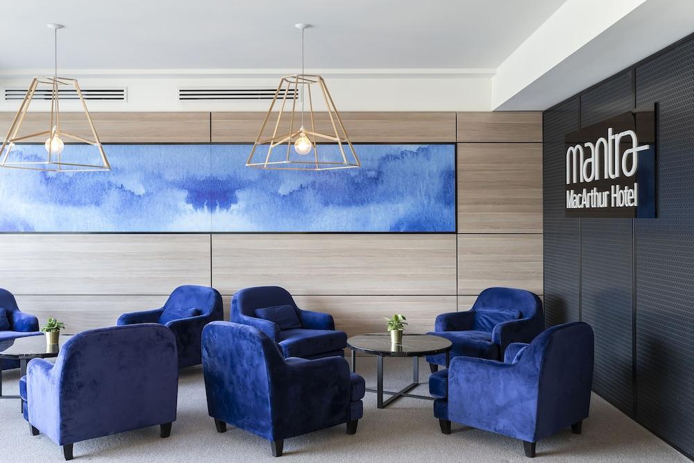 Mantra Macarthur Hotel Canberra Exterior photo